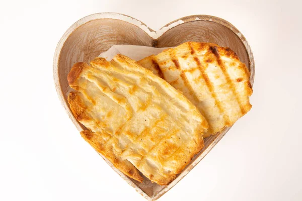 Смажений Хліб Розплавленим Маслом Бразильська Сніданкова Їжа Серцевидна Форма Вид — стокове фото