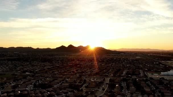 Phoenix Arizona Nın Banliyölerinde Gün Batımının Uçuş Zamanı — Stok video