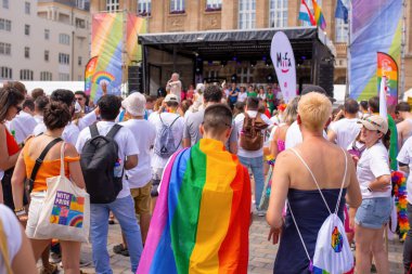 Esch-Sur-Alzette, Lüksemburg - 8 Temmuz 2023 - Lüksemburg Gururu. Eşitlik Marşı.