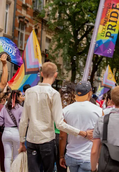 Esch-Sur-Alzette, Lüksemburg - 13 Temmuz 2024 - Lüksemburg Gururu. Eşitlik Marşı.