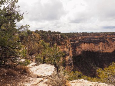 Grand Canyon Ulusal Parkı güney kenarı. yüksek kaliteli fotoğraf.