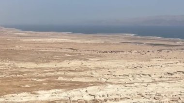 Masada. İsrail 'in güney bölgesindeki antik istihkam. İsrail 'in Ölü Deniz Bölgesi' ndeki Masada Ulusal Parkı. Masada Kalesi. Yahudiye. Masada Kalesi harabeleri. Ölü Deniz.