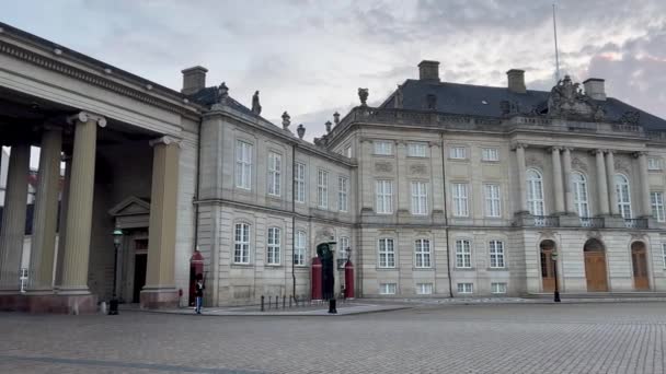 Facade Palace Amalienborg Palace Copenhagen Denmark Amalienborg Built 17Th Century — Stock Video