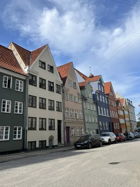 Copenaghen Strada Colorata Vista Una Strada Stretta Nel Centro Copenaghen — Foto Stock