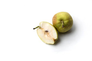 Beyaz arka planda izole armut, makale veya ticari için iyi