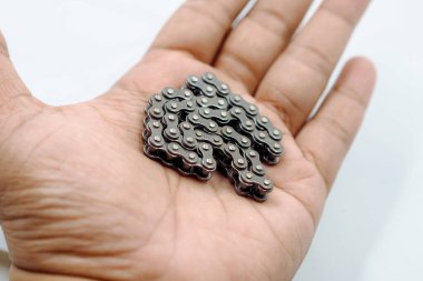 Palm 'daki motosiklet zincirini kapat