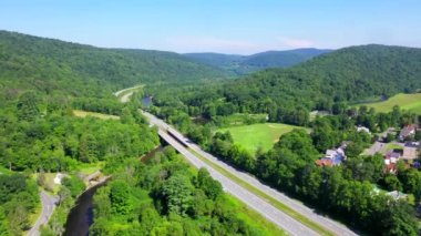 Roscoe, ABD 'nin New York eyaletinde yer alan bir köydür. Roscoe, Rockland kasabasının güneybatısında, New York State Route 17 'nin bitişiğinde. İsmini New York Senatörü Roscoe Conkling 'den almıştır. Roscoe kendine 