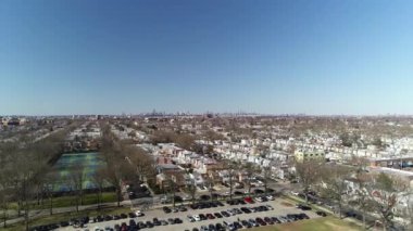 Marine Park 'ın havadan görüntüsü. Marine Park, Brooklyn 'in New York ilçesinde bir mahalle.. 