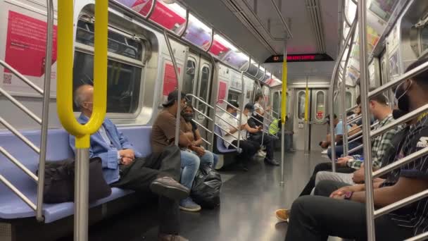 Video Shows Subway Train Different Stops Heading Manhattan Covid 2020 — Vídeo de stock
