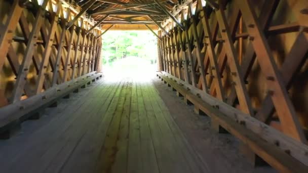 Este Vídeo Mostra Uma Famosa Ponte Cobertura Beaverkill Nas Catskills — Vídeo de Stock