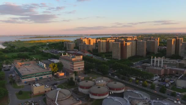 Aerial View 26Th Ward Wastewater Plant Brooklyn — Vídeos de Stock