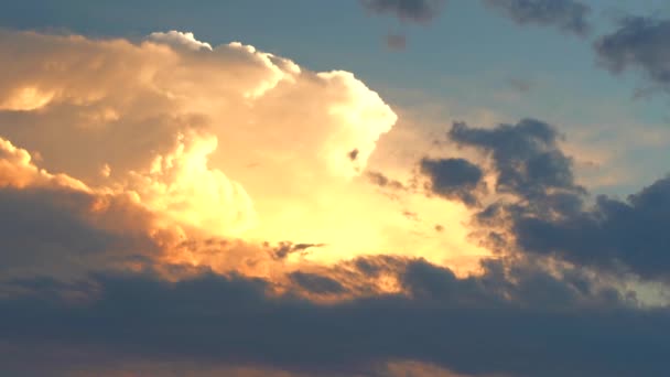Вид Воздуха Темные Кучевые Облака Cumulonimbus Плотное Возвышающееся Вертикальное Облако — стоковое видео