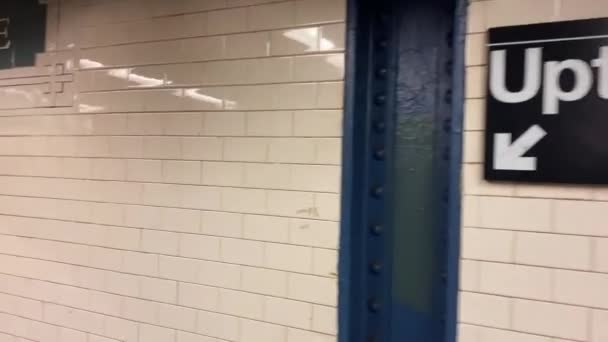 Video Shows Views People Wearing Face Mask Coronavirus Era Subway — Stok video