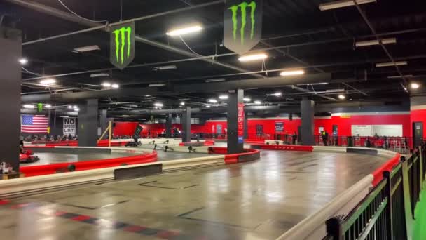 Video Shows Views Autobahn Indoor Racing Palisades Mall Covid Autobahn — Vídeo de Stock