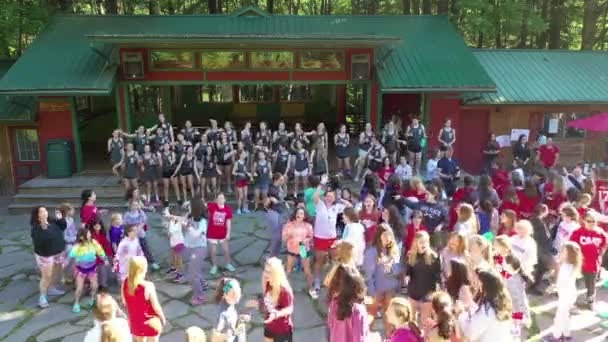 Video Shows Aerial Shots All Girl Summer Camp — Stock Video