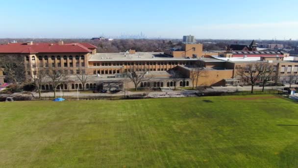 Dit Een Luchtfoto Van Beroemde Oak Park High School Oak — Stockvideo