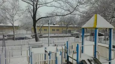 Bu Brooklyn 'deki Linden Park' ın güzel bir kış manzarası..