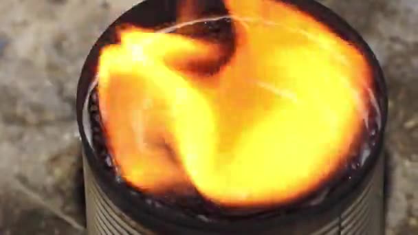Brandende Trench Kaarsen Worden Gemaakt Door Volunteer Helpers Hulp Voor — Stockvideo