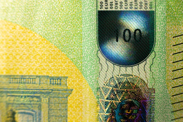 100ユーロ紙幣 ユーロマネーマクロのクローズアップ 欧州連合 のユーロ現金の個々の詳細は 100ユーロの額面で 金融自由の概念のための貯蓄 — ストック写真