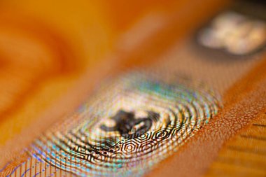 50 Euro 'luk banknot. Avro parası makro yakın plan. Avrupa Birliği 'nin 50 avro değerindeki nakit parasıyla ilgili ayrı haberler. Finansal özgürlük kavramı için tasarruf.