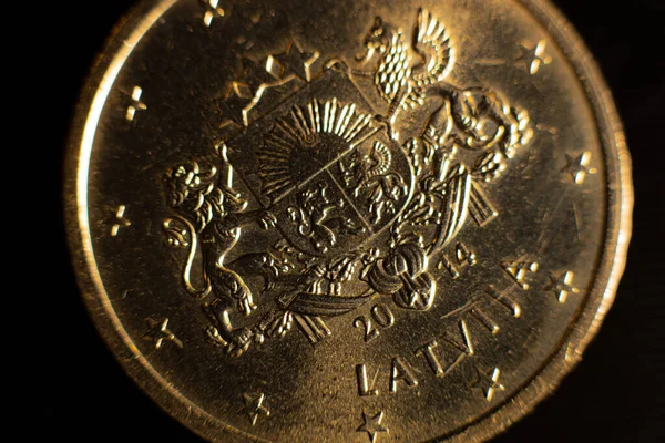 Крупный План Монеты Пятьдесят Центов Крупный План Евро Монеты Столе — стоковое фото