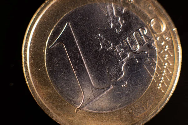 Знято Однієї Євровалюти Збільшити Вартість Однієї Монети Євро Столі Євро — стокове фото