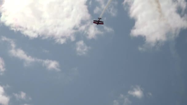 Acidente Avião Privado Pequeno Avião Durante Uma Simulação Aeróbica Falha — Vídeo de Stock