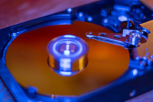 Computer Hard Drive Protective Cover Close Hard Disk Abstract Reflection — Stock Photo, Image