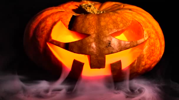 Halloween Pumpkin Smoke Halloween Pumpkin Smile Scary Eyes Party Close — Stock Video
