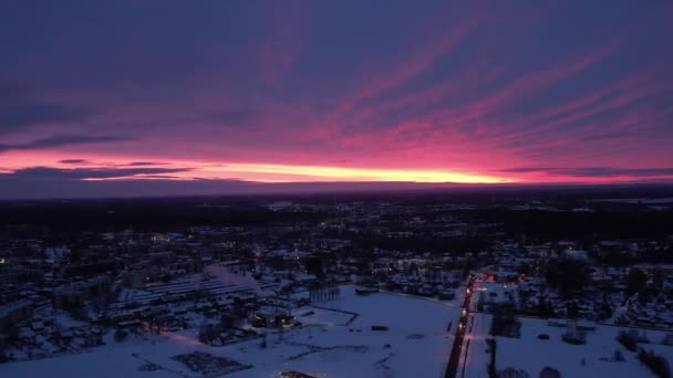 Fliegen Durch Die Kleinstadt Paradieshimmel Winter Snow Cold Sunset Sunrise — Stockvideo