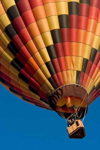 Πολύχρωμο Αερόστατο Θερμού Αέρα Ανεβαίνει Στο Akansas Valley Festival — Φωτογραφία Αρχείου