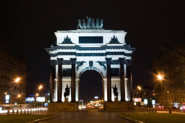 Triumphal arch in Moscow. Night