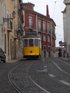 Lizbon, Portekiz 'de Sarı Tramvay