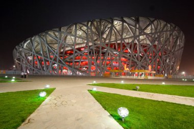 Pekin Olimpiyat Stadyumu 'nun yatay manzarası Kuş Yuvası olarak da bilinir. 2008 Pekin Yaz Olimpiyatları için ana stadyum