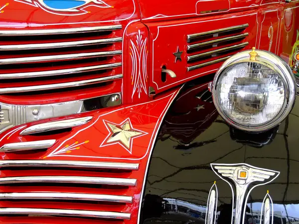 Close Vintage Red Retro Car — Stock Photo, Image