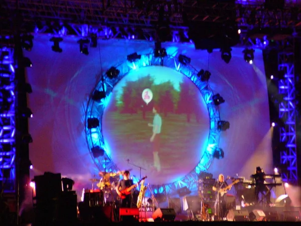 Pink Floyd Concert Australia Stage Smoke Illumination Show — Stock Photo, Image