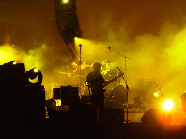 Pink Floyd Concert Australia Stage Smoke Illumination Show — Stock Photo, Image