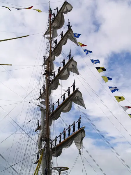 Sailors Sail Flags Blue Sky — Stock Photo, Image