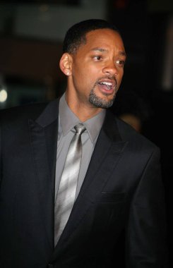 Aktör Will Smith I 'm Legend Prömiyerinde 
