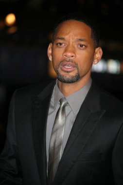 Aktör Will Smith I 'm Legend Prömiyerinde 