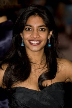 Amara Karan, popüler etkinlikte ünlü.