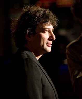 Neil Gaiman 11 Kasım 2007 'de Vue sinemasında Beowulf' un Avrupa prömiyerinde, Londra, İngiltere.