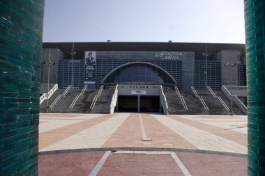 Belgrad Arena, arka planda seyahat yeri