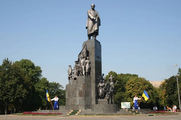 Taras Shevchenko Anıtı 