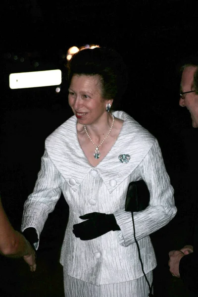 Prenses Anne, popüler etkinlikte ünlü.