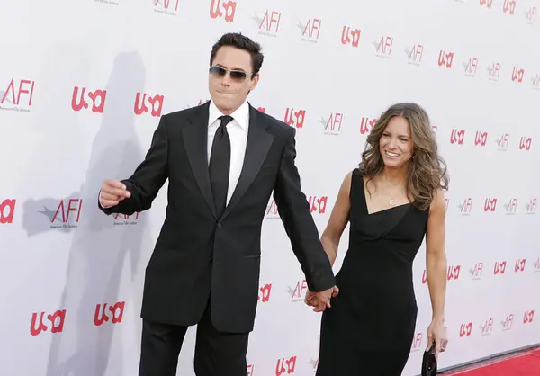 Robert Downey Susan Downey 于2008年6月12日在美国加州好莱坞柯达剧院获得第36届Afi终身成就奖 — 图库照片