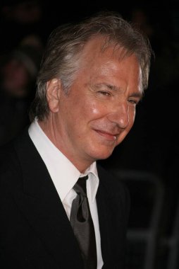 Alan Rickman. 'Sweeney Todd' un Avrupa prömiyerine 10 Ocak 2008 'de Londra' daki Odeon Leicester Meydanı 'nda varış, Uk