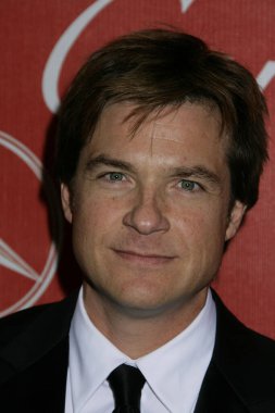 Jason Bateman, popüler etkinlikte ünlü.