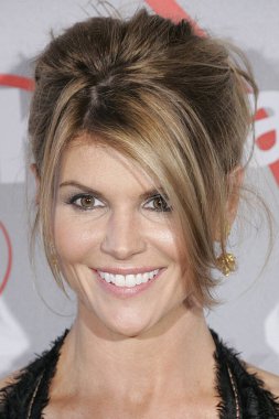 Lori Loughlin, Beverly Hills, CA 17 Haziran 2008 'deki Beverly Hilton Oteli' nde 2008 Crystal ve Lucy Ödülleri 'ne geliyor.