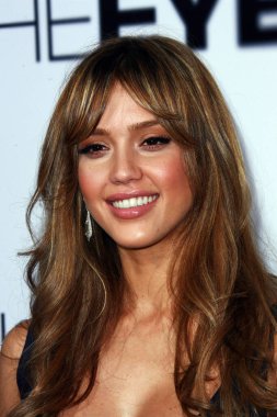 Jessica Alba ünlü aktris. 